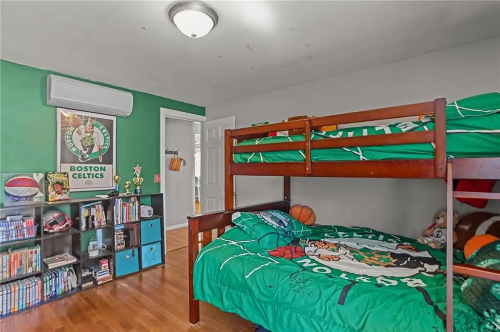 45 Inman Avenue Warwick RI 02886