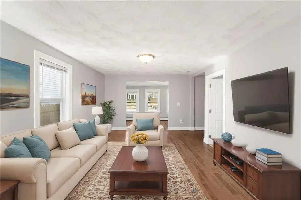 94 Holmes Road Warwick RI 02888