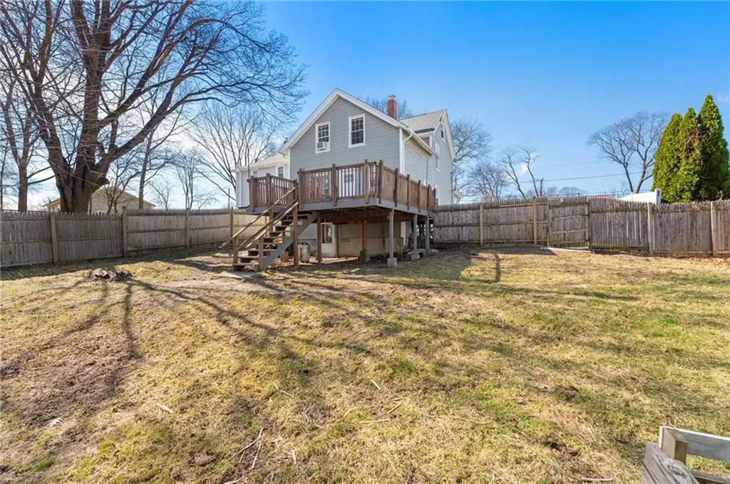 94 Holmes Road Warwick RI 02888