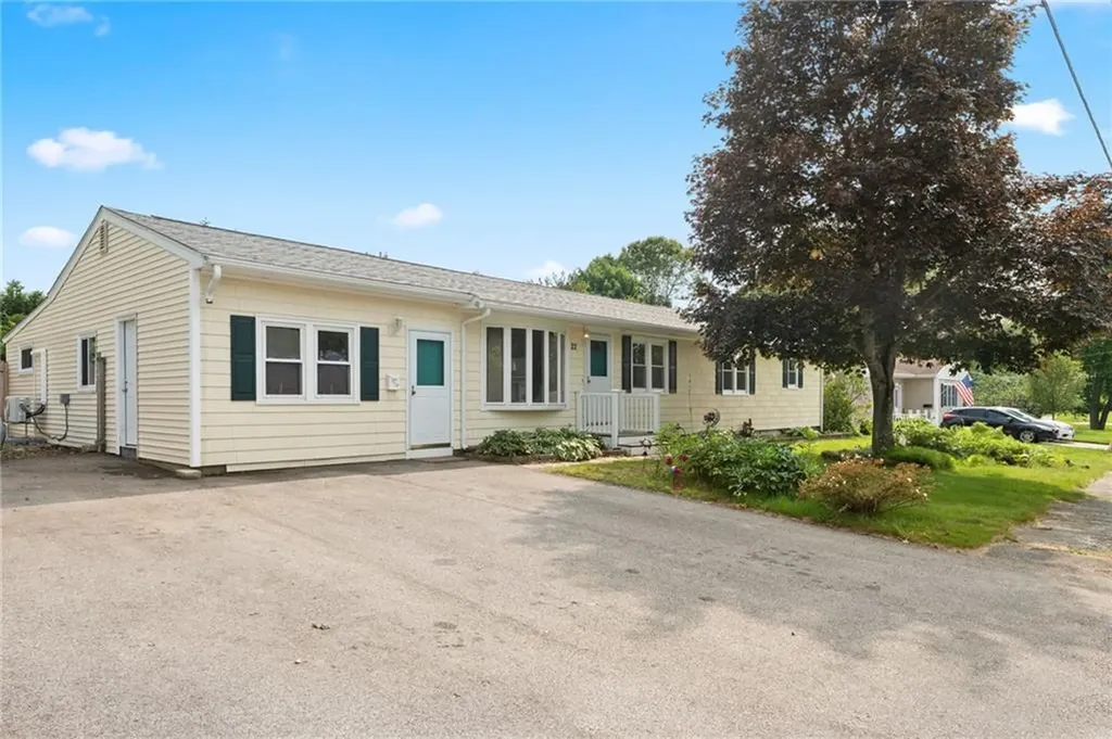22 York Drive Coventry RI 02816