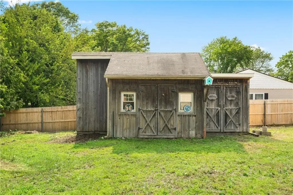 22 York Drive Coventry RI 02816