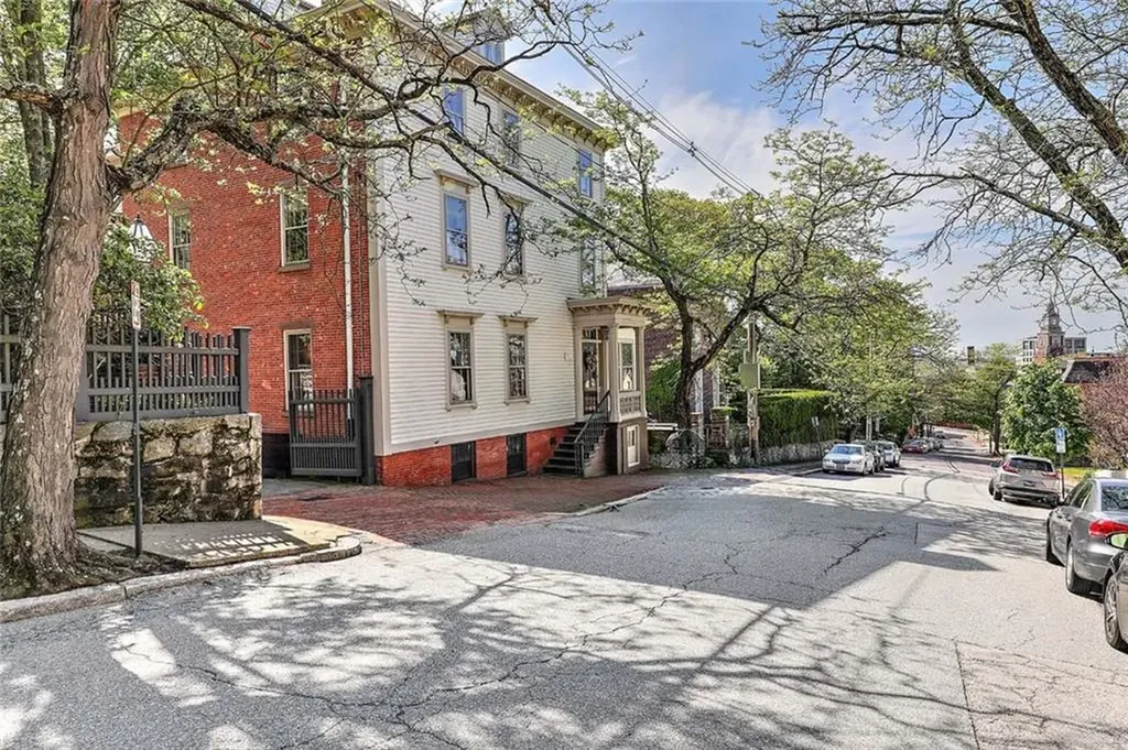 43 Congdon Street Providence RI 02906