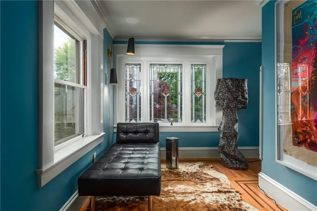 560 Angell Street Providence RI 02906