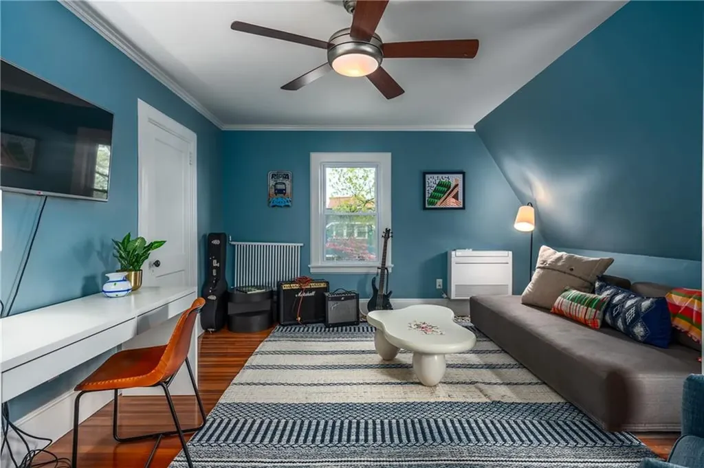 560 Angell Street Providence RI 02906