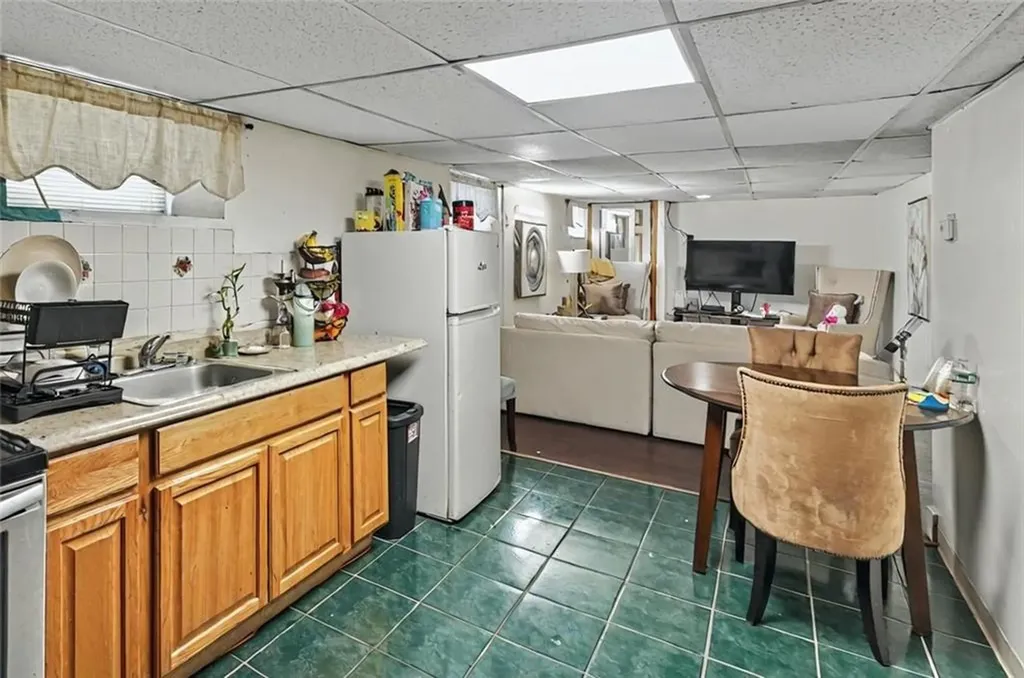 30 Toronto Avenue Providence RI 02905