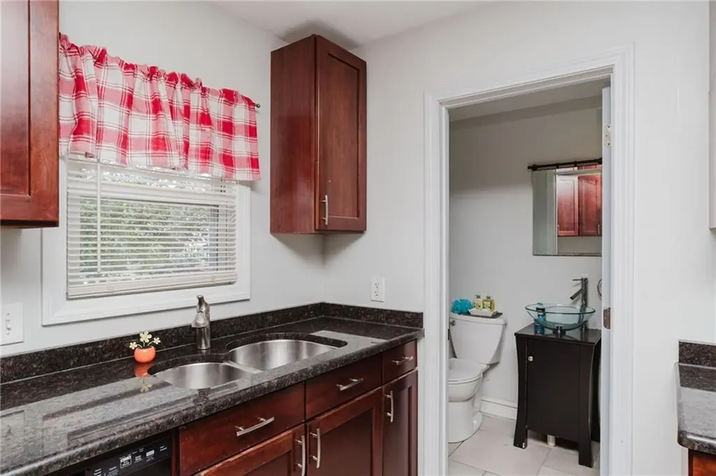 73 Manton Street Pawtucket RI 02861