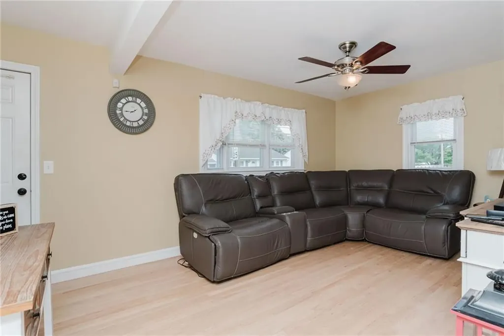 73 Manton Street Pawtucket RI 02861