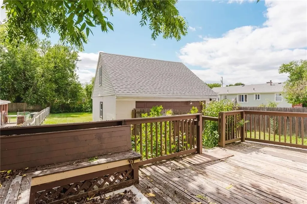 73 Manton Street Pawtucket RI 02861