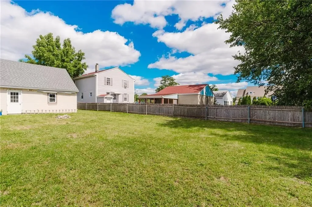 73 Manton Street Pawtucket RI 02861