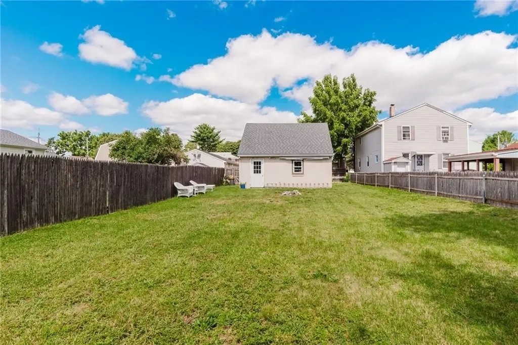 73 Manton Street Pawtucket RI 02861