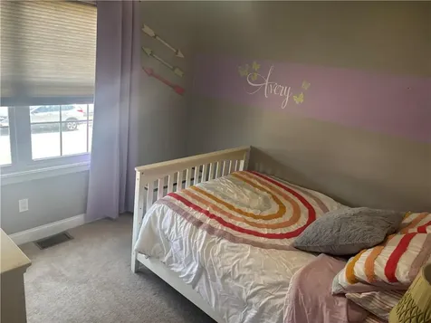 7 Dale Avenue Cranston RI 02910