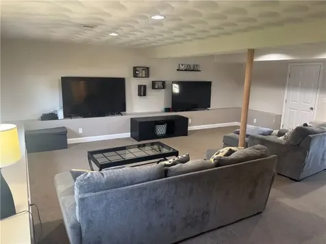 7 Dale Avenue Cranston RI 02910