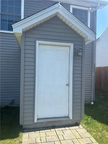 7 Dale Avenue Cranston RI 02910