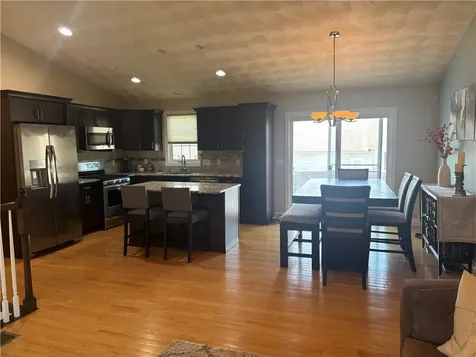 7 Dale Avenue Cranston RI 02910