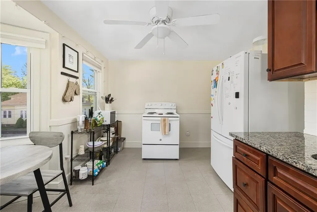 80 82 Cactus Street Providence RI 02905