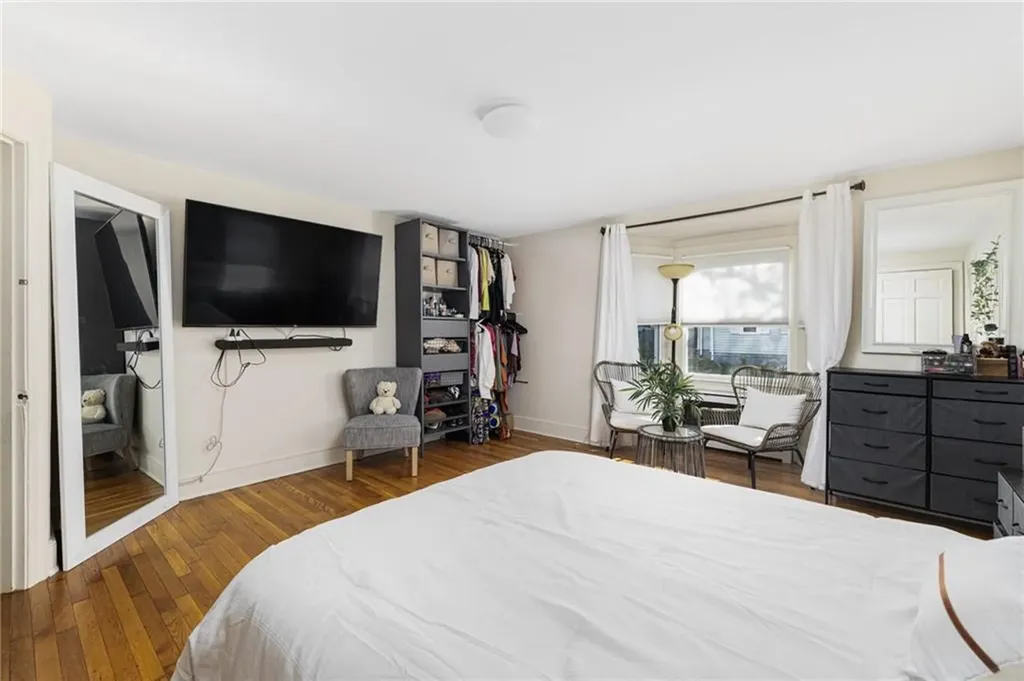 80 82 Cactus Street Providence RI 02905