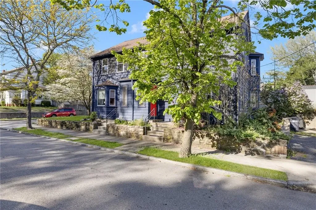 80 82 Cactus Street Providence RI 02905