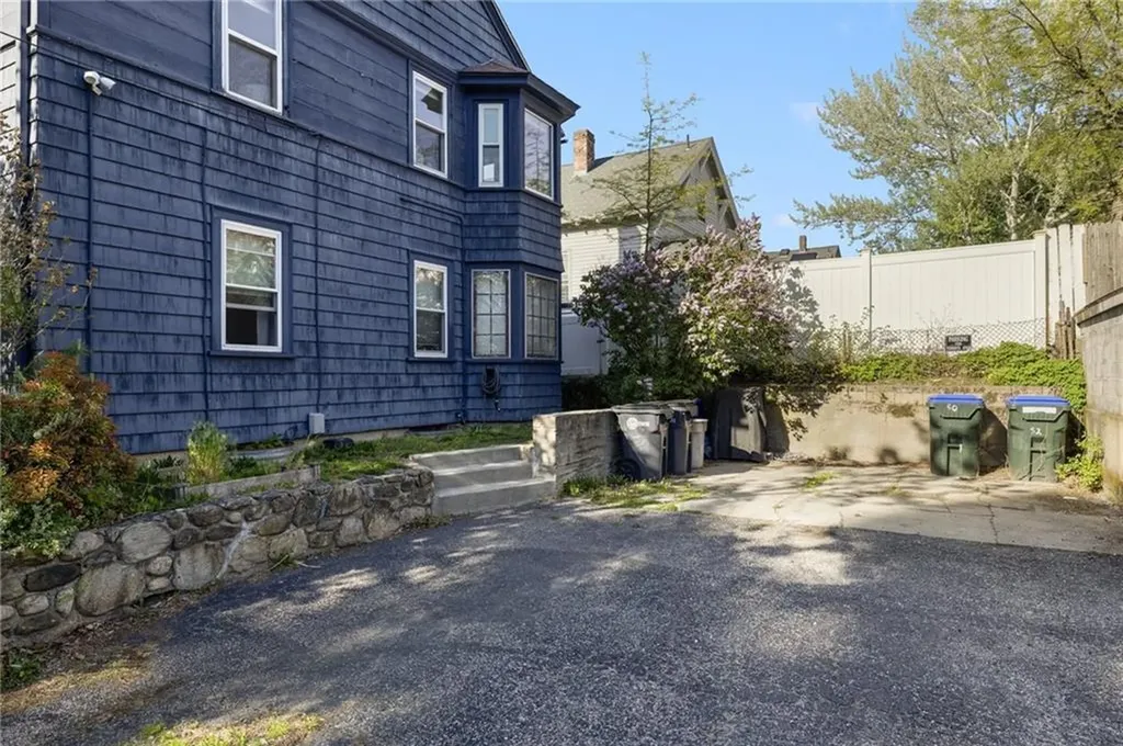 80 82 Cactus Street Providence RI 02905