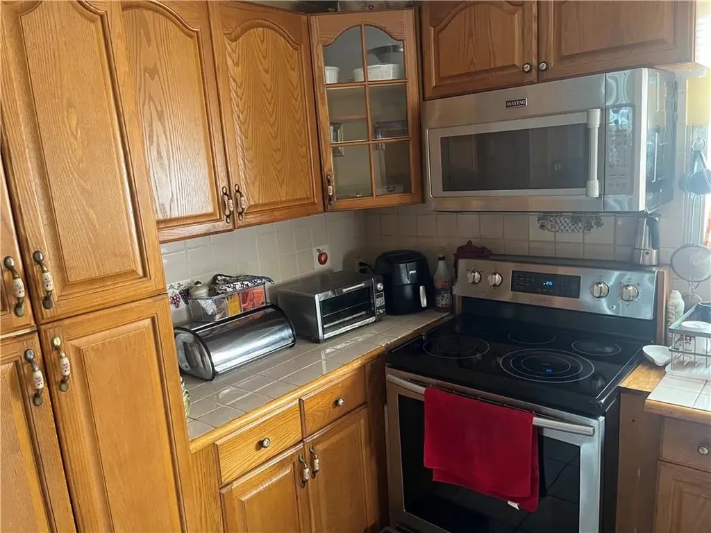 166 Gallup Street Providence RI 02905