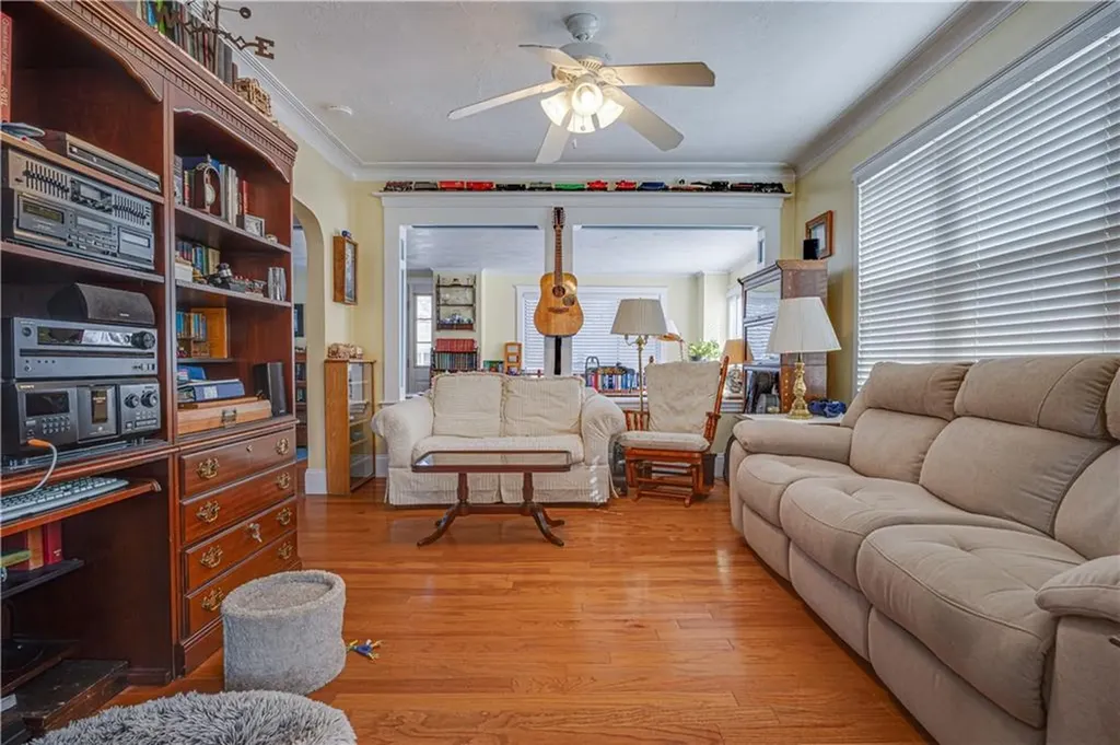 173 Oregon Avenue Woonsocket RI 02895