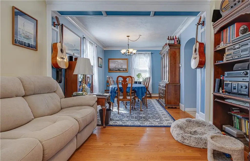 173 Oregon Avenue Woonsocket RI 02895