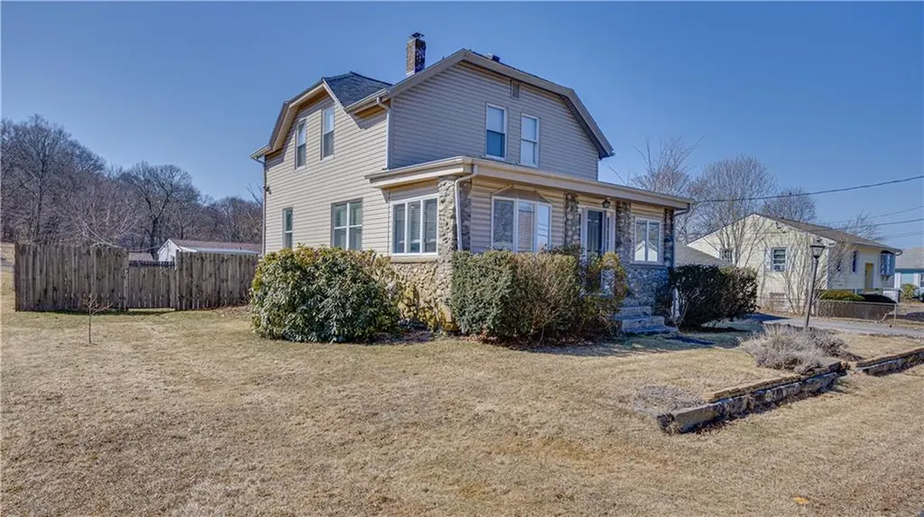 173 Oregon Avenue Woonsocket RI 02895