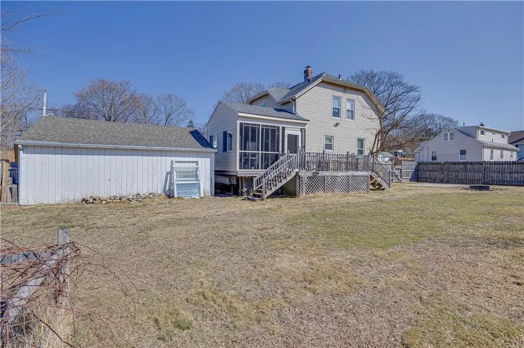 173 Oregon Avenue Woonsocket RI 02895