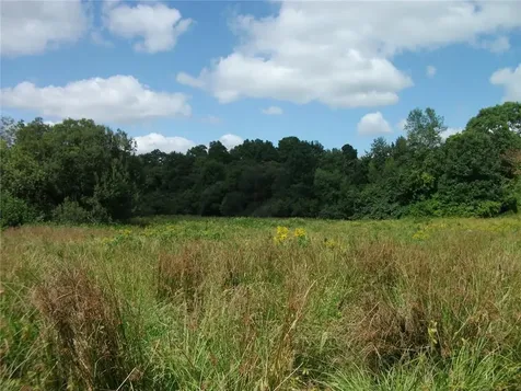 536 Highland Road Tiverton RI 02878