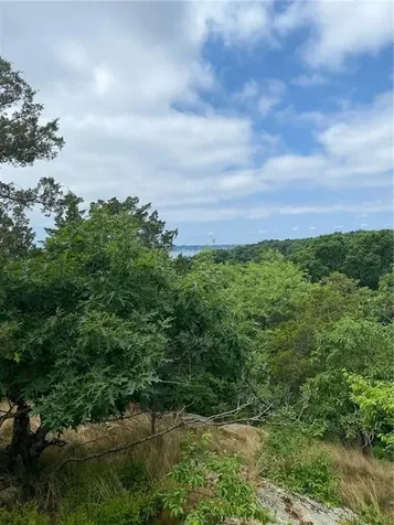 536 Highland Road Tiverton RI 02878