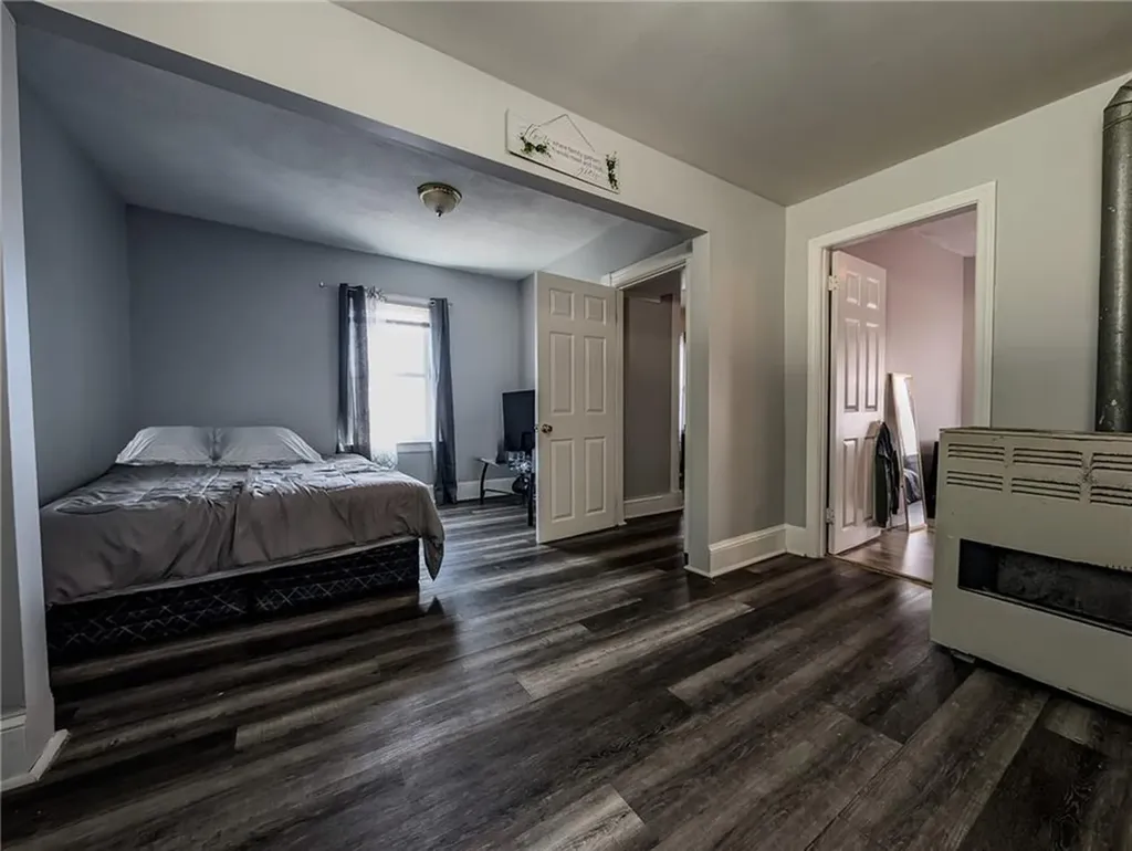 159 Warren Avenue Pawtucket RI 02860