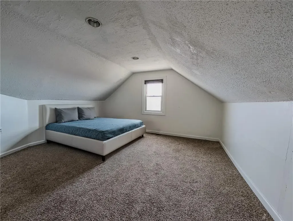 159 Warren Avenue Pawtucket RI 02860
