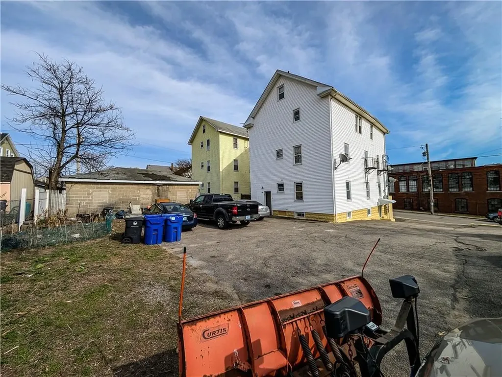 159 Warren Avenue Pawtucket RI 02860