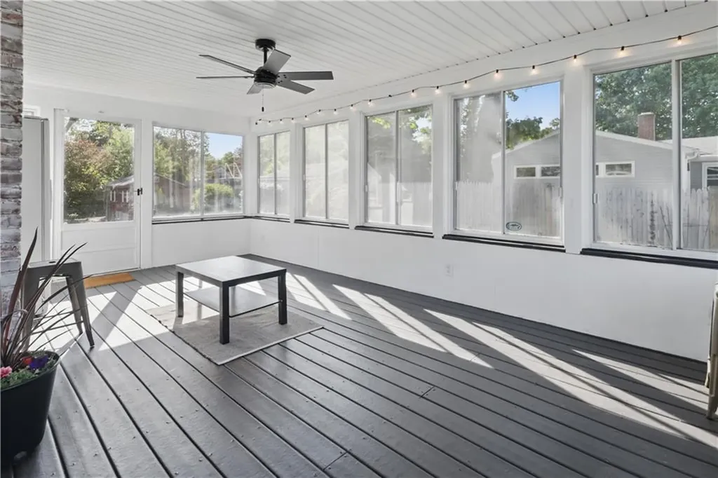 102 Julian Road Warwick RI 02889