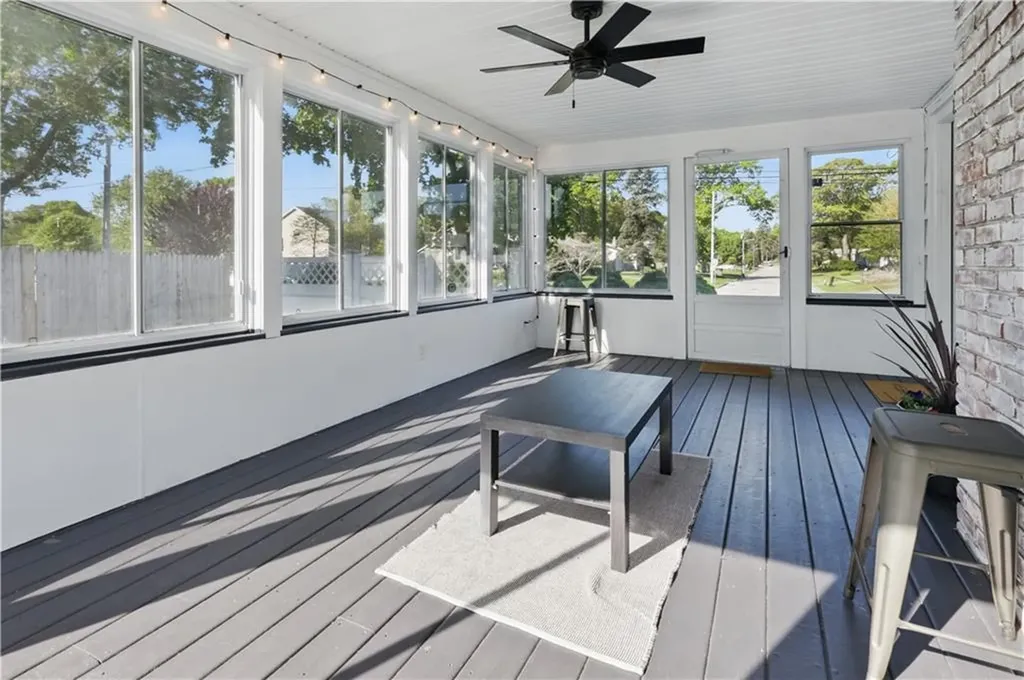 102 Julian Road Warwick RI 02889