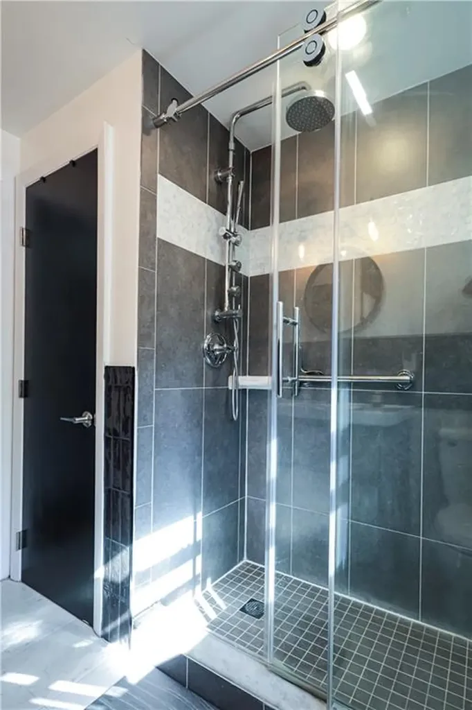 102 Julian Road Warwick RI 02889