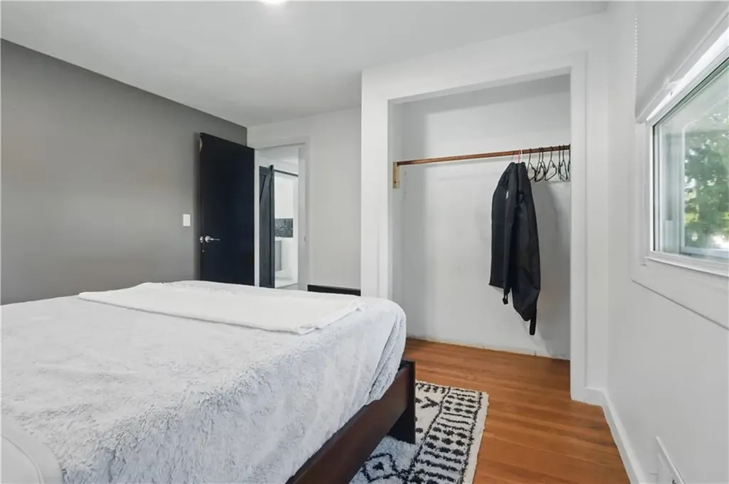 102 Julian Road Warwick RI 02889