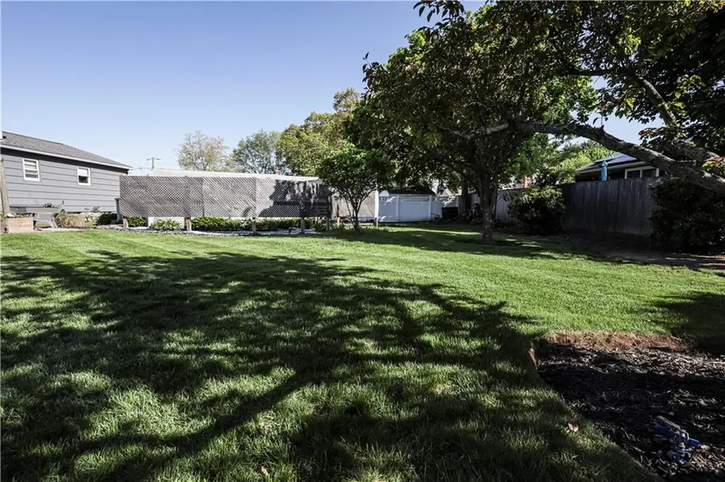 102 Julian Road Warwick RI 02889
