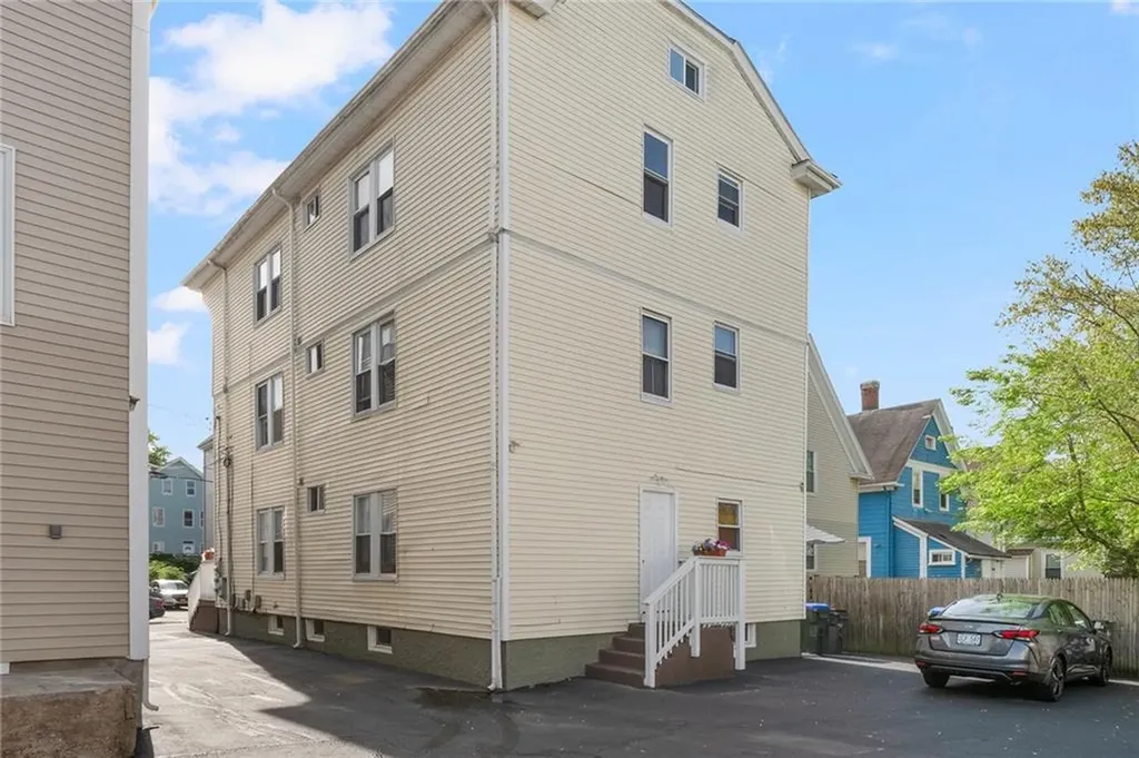 26 Frederick Street Providence RI 02908