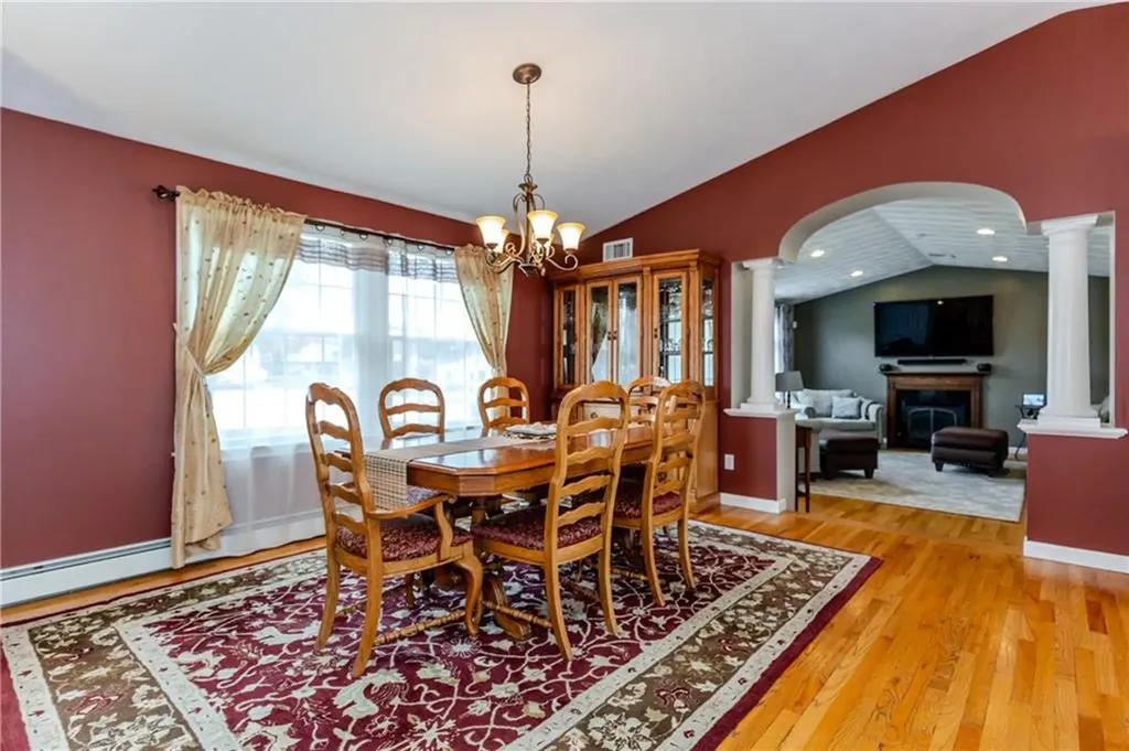 50 Thunder Trail Cranston RI 02921