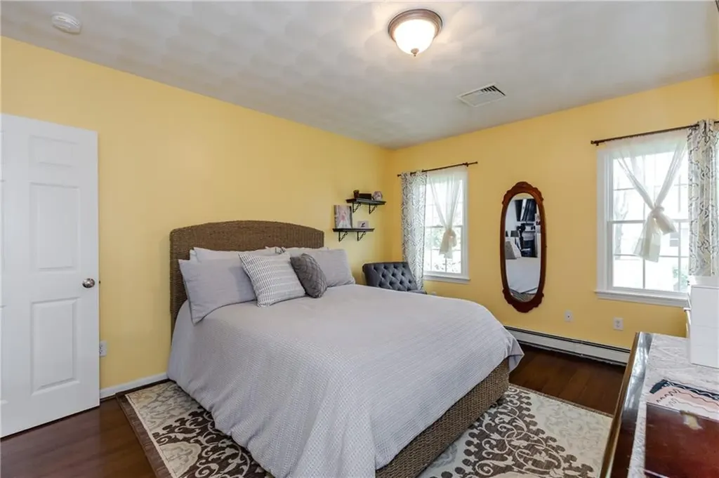 50 Thunder Trail Cranston RI 02921