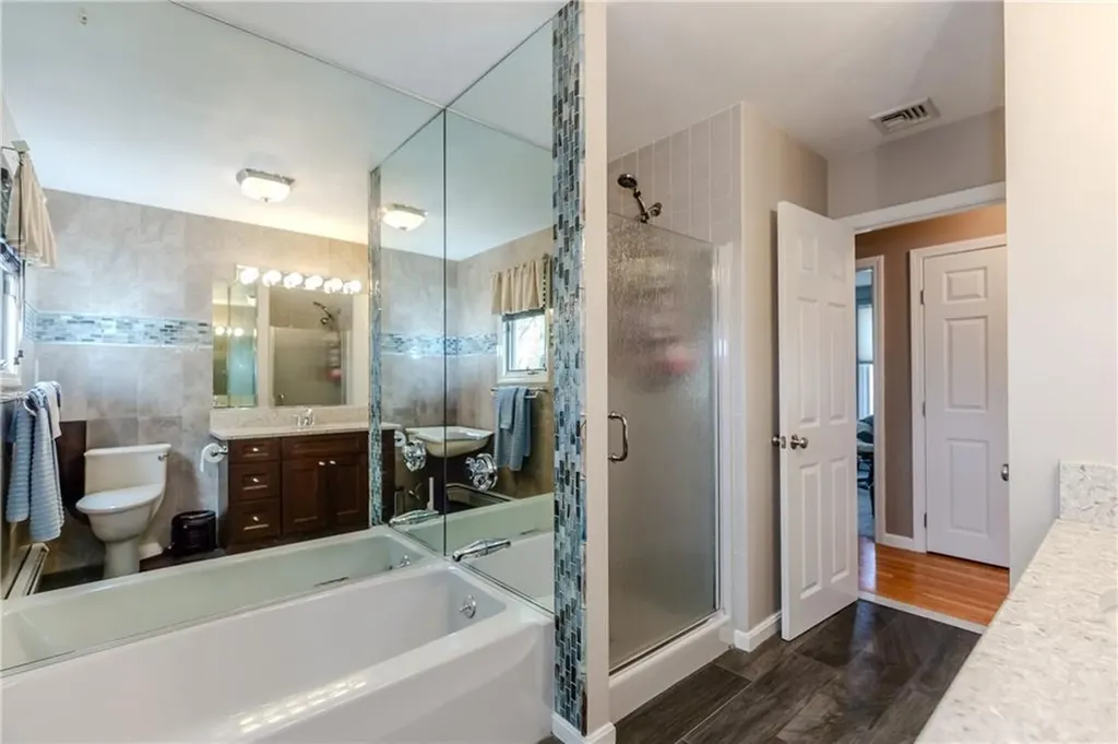 50 Thunder Trail Cranston RI 02921