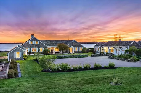 19 Taylor's Lane S Little Compton RI 02837