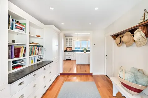 19 Taylor's Lane S Little Compton RI 02837