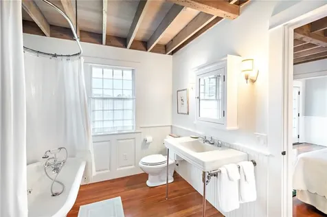 19 Taylor's Lane S Little Compton RI 02837