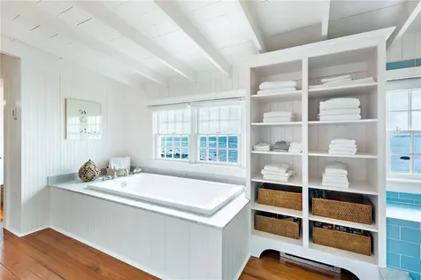 19 Taylor's Lane S Little Compton RI 02837