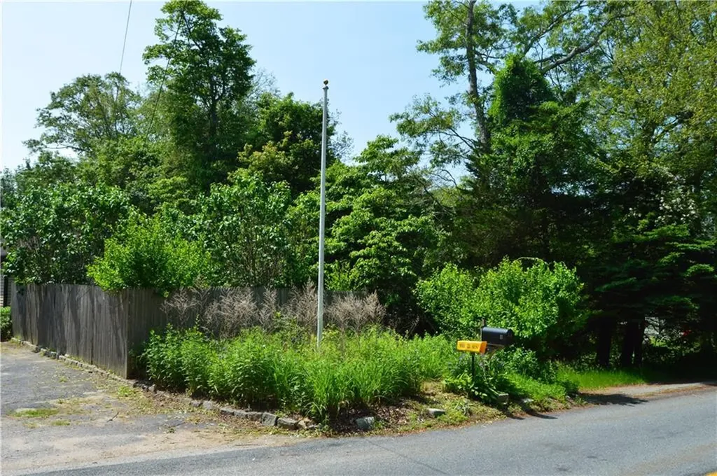 11 Buckeye Brook Road Charlestown RI 02813