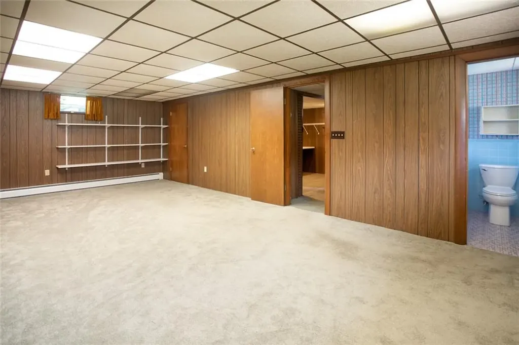 74 Kenyon Road Tiverton RI 02878