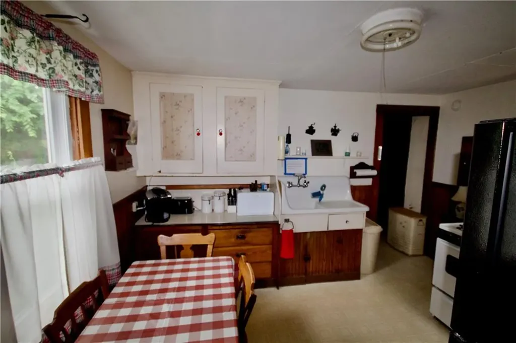 66 Rear Beach Street Warren RI 02885