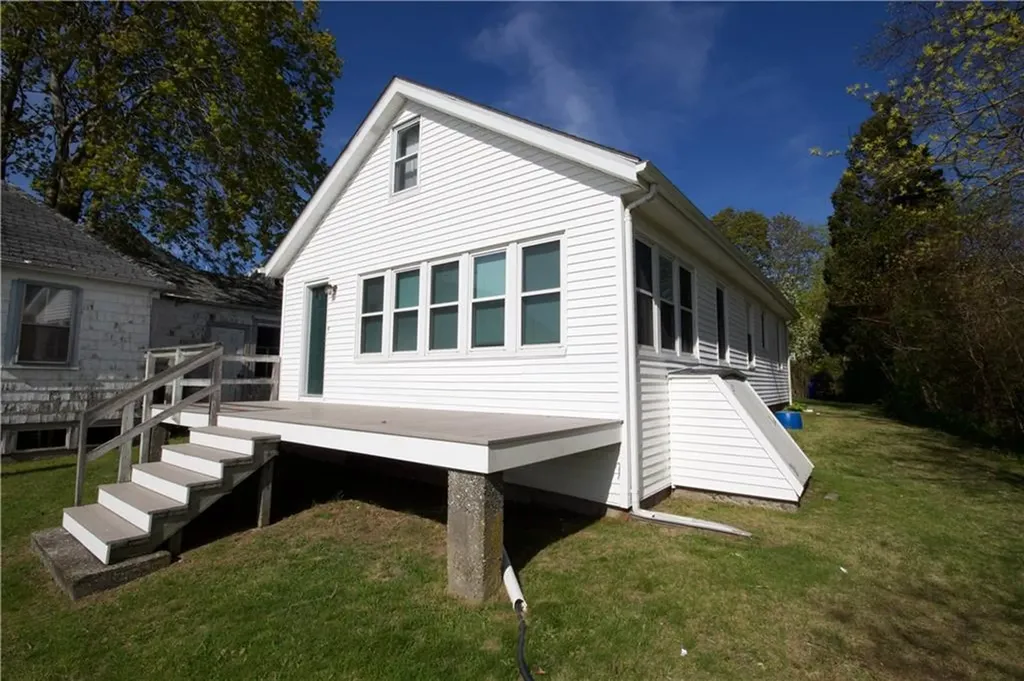 66 Rear Beach Street Warren RI 02885