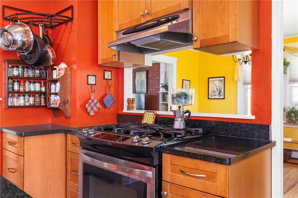 161 Ferncrest Avenue Cranston RI 02905